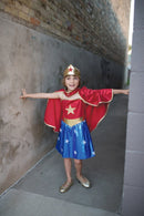 Udklædning - Superhero Pige m. pandebånd - Str. 5-6 år. - Billede 1