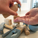 Barbersæt til rolleleg, i FSC-træ - 8 dele - byAstrup - Fra 3 år. - Billede 1