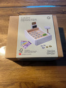 Kasseapparat i træ fra MaMaMeMo - Fra 3 år.