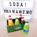 MaMaMeMo Kasse med sodavand - FSC-certificeret Træ - Fra 3 år. - Billede 1