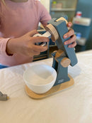 Mamamemo Legekøkken - Røremaskine i FSC træ- grøn - fra 3 år. - Billede 1