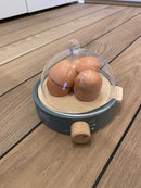 Mamomemo Legekøkken - Æggekoger i FSC træ - Grøn - Fra 3 år. - Billede 1