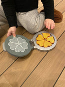 Mamamemo Legekøkken- Vaffeljern i FSC træ - Grøn - Fra 3 år. - Billede 1