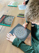 Malebog - Mandalas Art Therapy - Sort - Unicorn - Billede 1