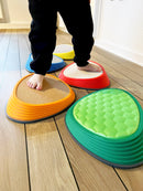 Tactile River Stones - Sæt med 5 taktile balancesten - Gonge - Fra 3 år.