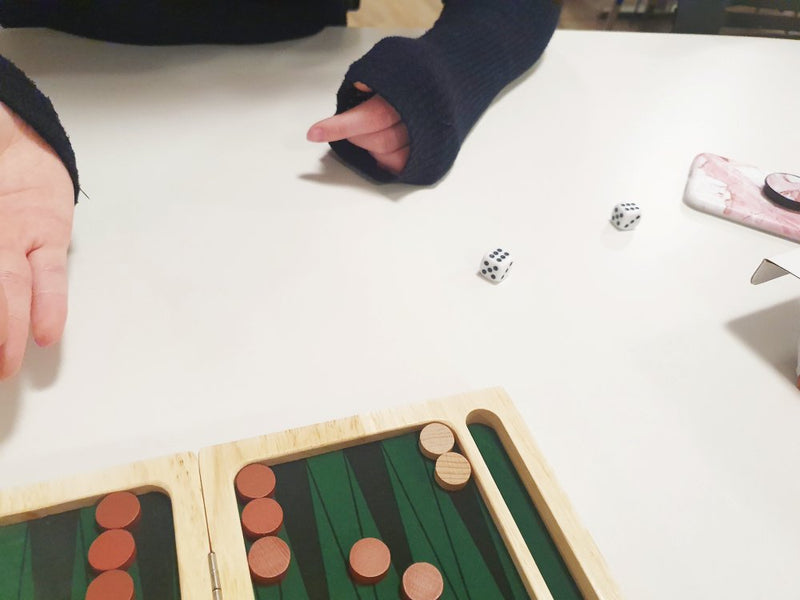 Backgammon i  træ - strategispil - GOKI - fra 7 år - Billede 1