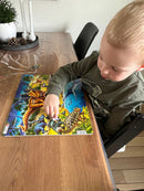 Puslespil i Pap fra Larsen - T-Rex dinosaur - 57 brikker.