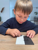 Plus-Plus Build And Glow - 2000 stk - Anbefales fra 5 år.