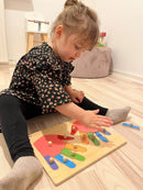 VIGA Knoppuslespil i træ - Hænder - 12 brikker