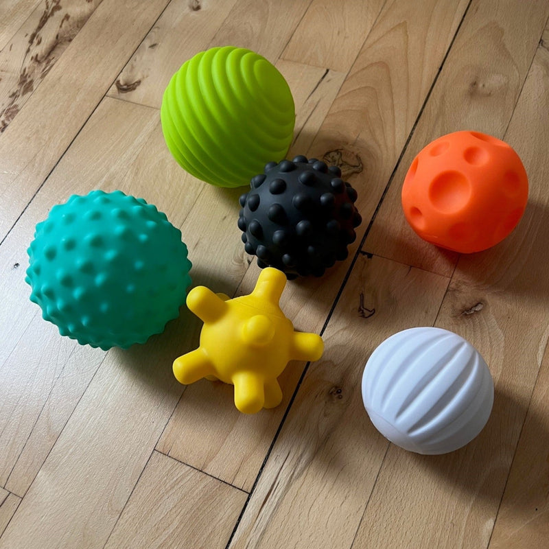 Infantino Babylegetøj - Babybolde 6 stk - med forskellige mønstre - Fra 6mdr+