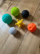 Infantino Babylegetøj - Babybolde 6 stk - med forskellige mønstre - Fra 6mdr+